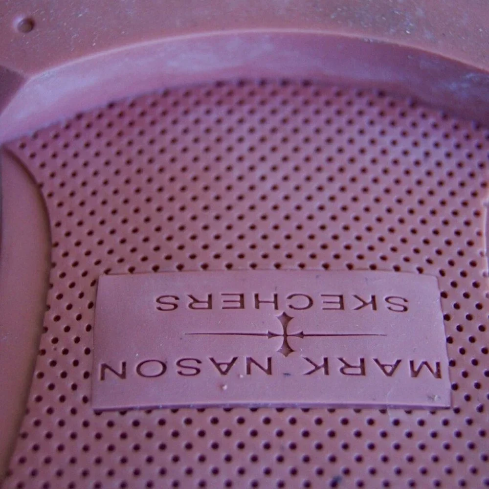 Skechers pair mark
