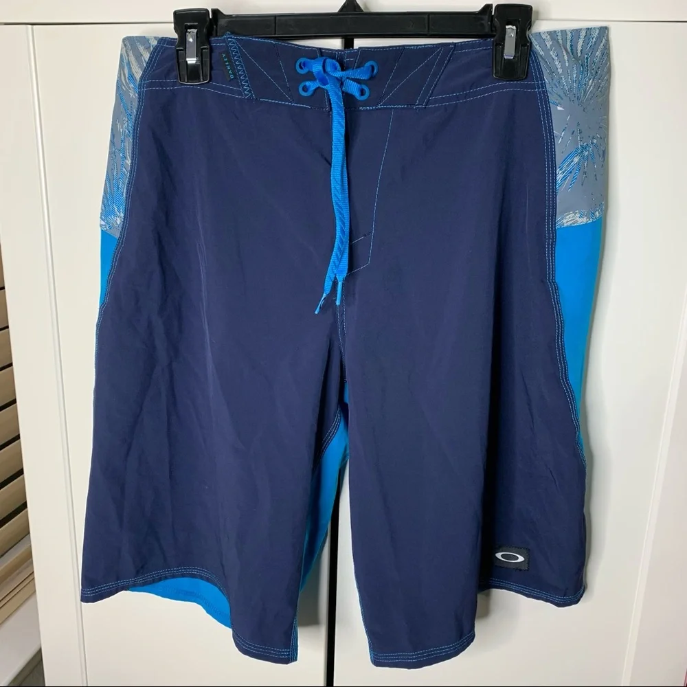 Men’s Oakley Board Shorts