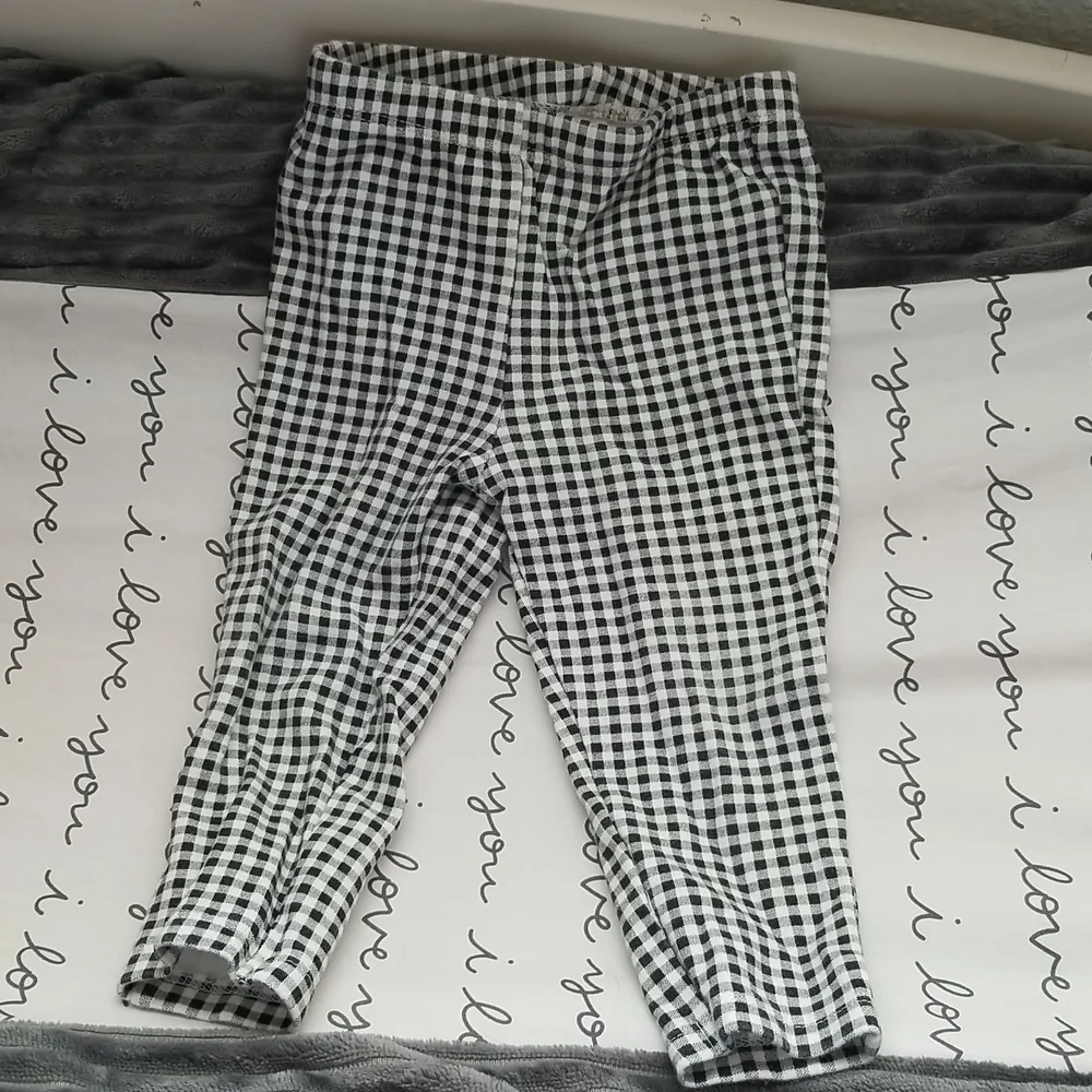 Carters 2-Piece Penguin Bodysuit Pant Set