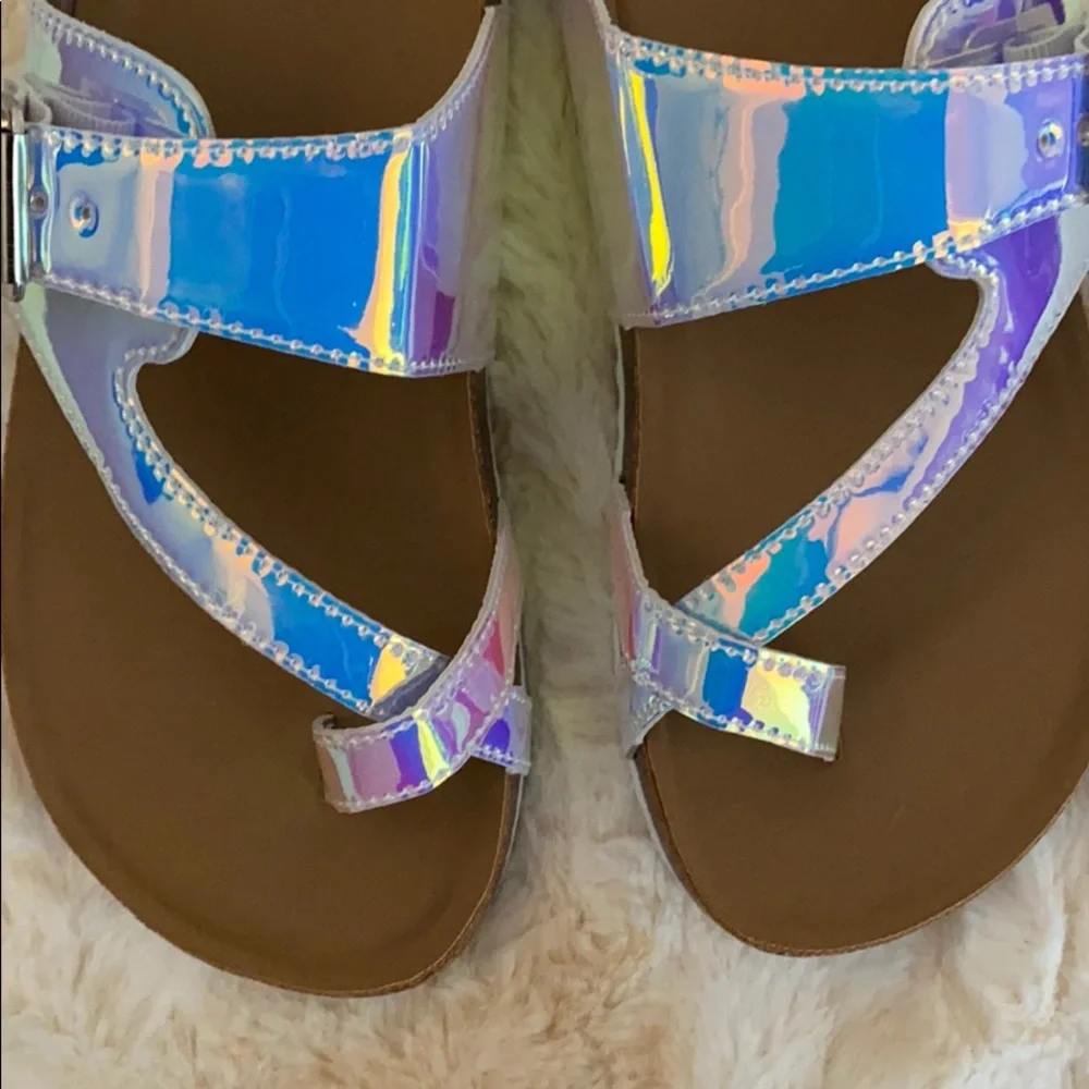 Steve Madden crossing classic