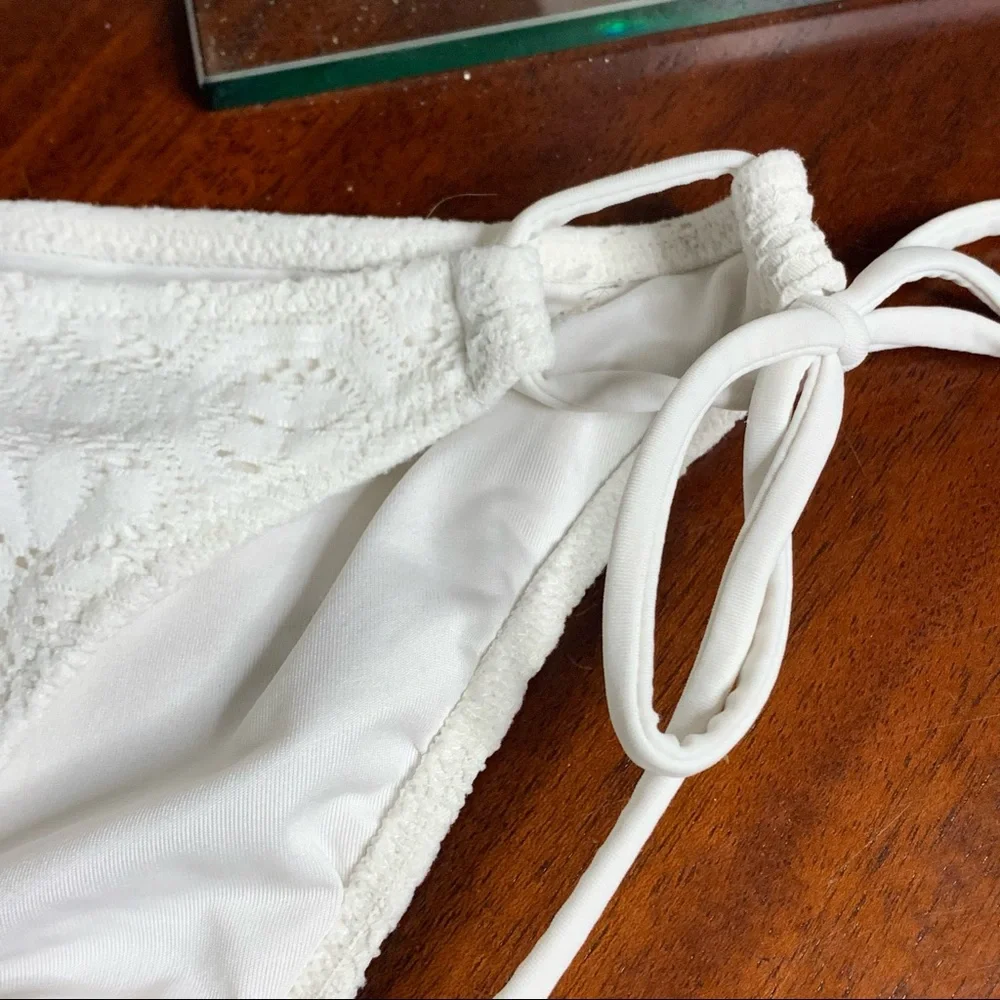 Victoria’s Secret Loop Tie Lace Swim Bikini Bottoms