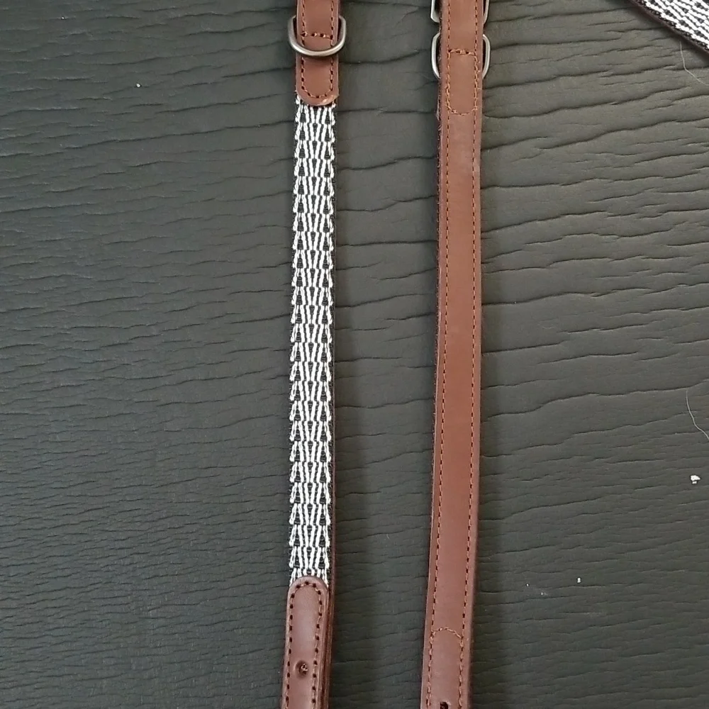 Top Paw leather collar