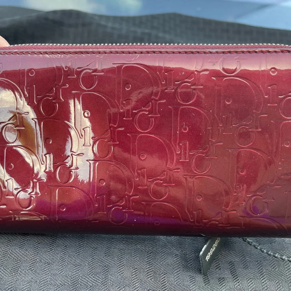 Dior authenticated by