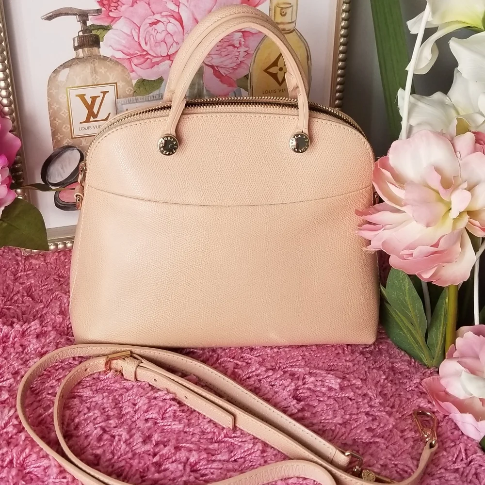 Furla preloved but