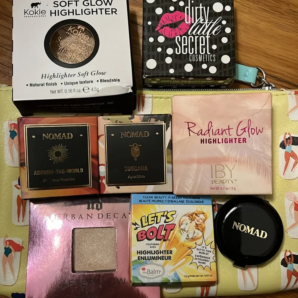 COPY - Curated Makeup Sample Bundle + Glambag!