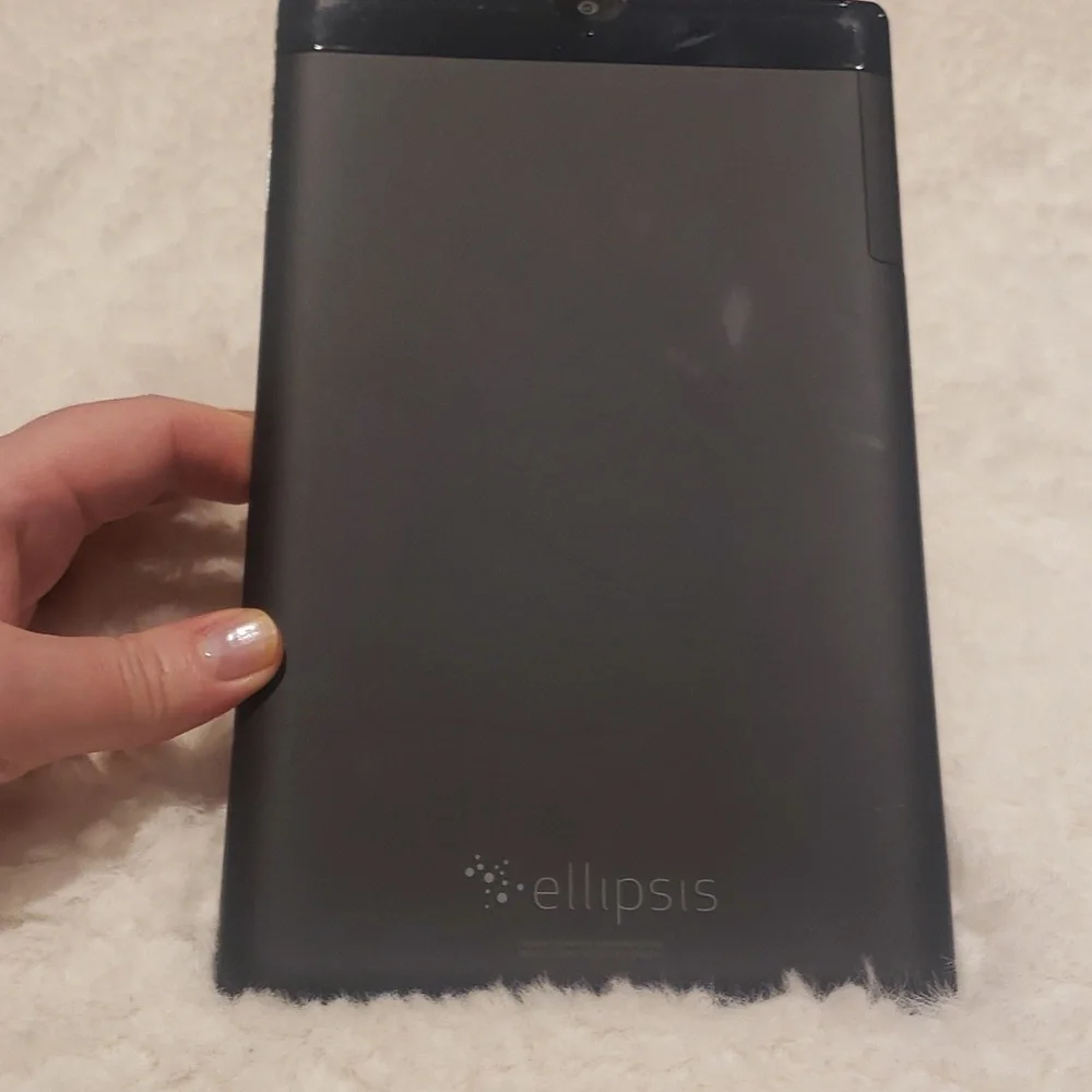 Ellipsis small ipad