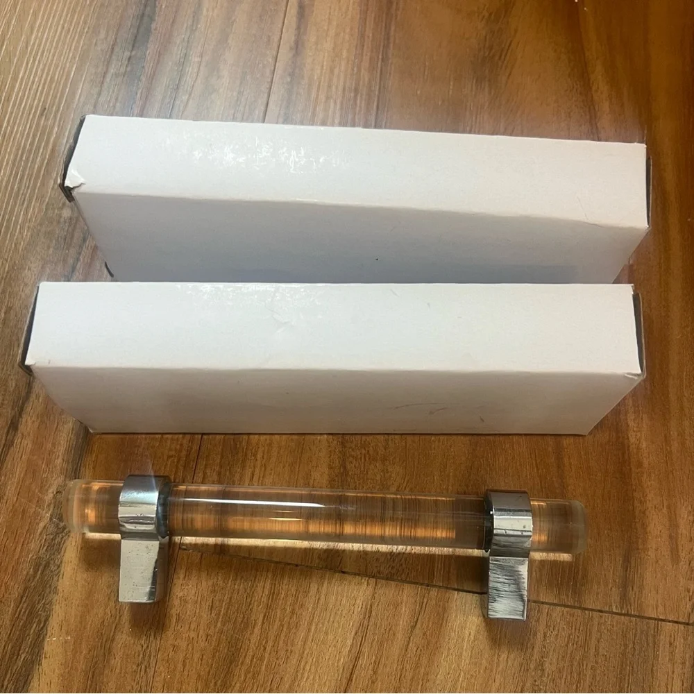 Crystal handle