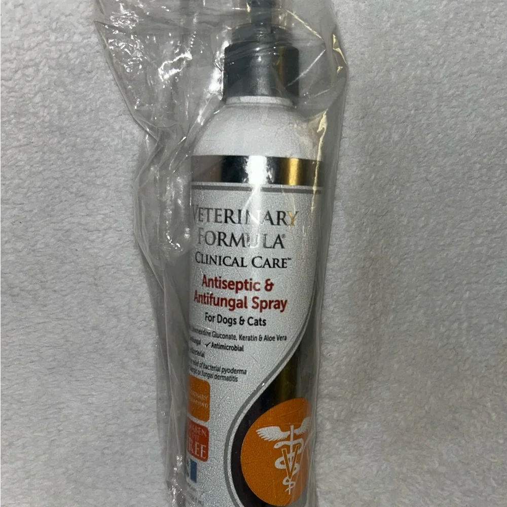 Veterinary Formula Clinical Care Antiseptic & Antifungal Medicated Spray Dog/Cat