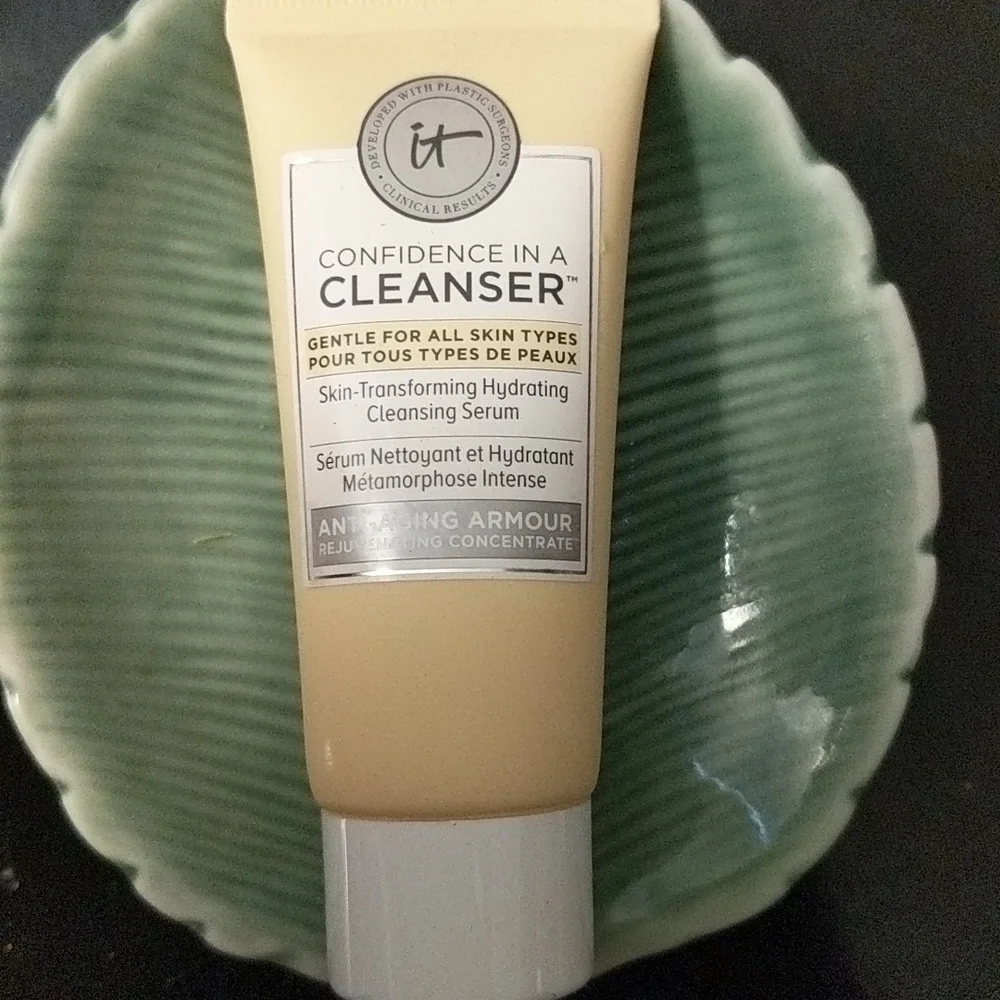 it cosmetics nwt it
