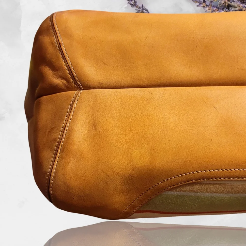 Coach *smokefree home