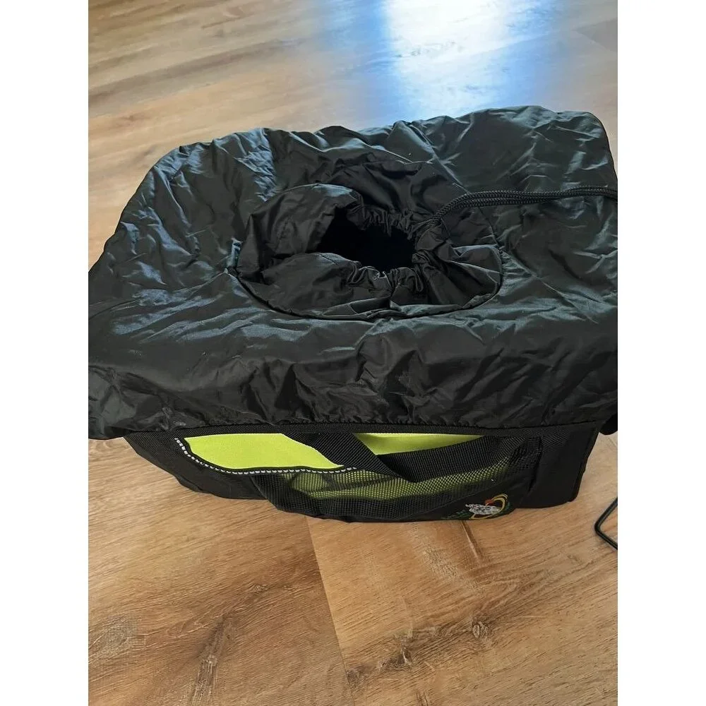NEW Pet Bicycle Basket For Small Pets Up To 14 Lbs Soft & Secure With Clips To A