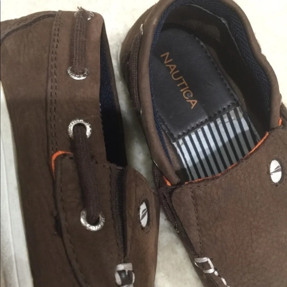 NWOT - Nautica Boy 13 slip on shoe