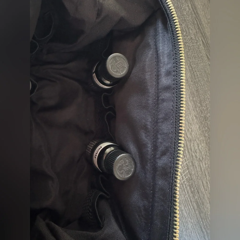 N/A small stay pockets