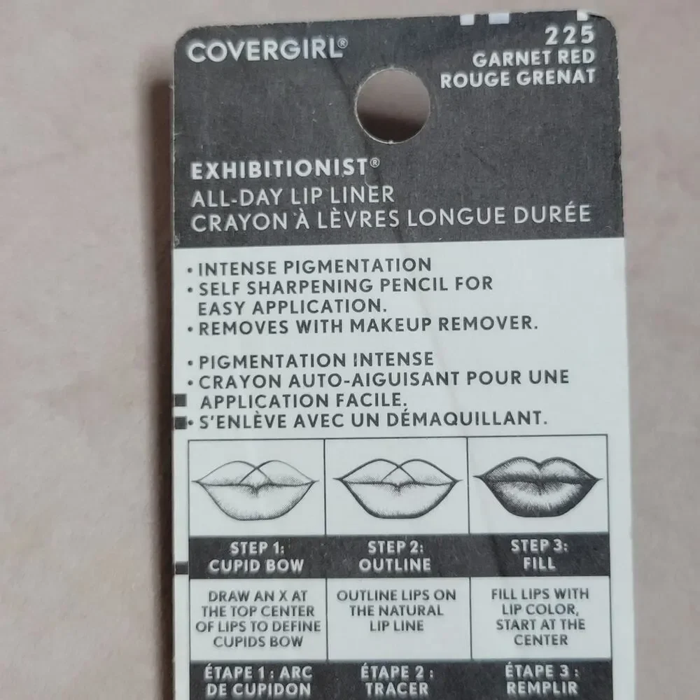 Covergirl Exhibitionist Lip Liner Garnet Red 225✨️BRAND NEW IN PACKAGE CARDED