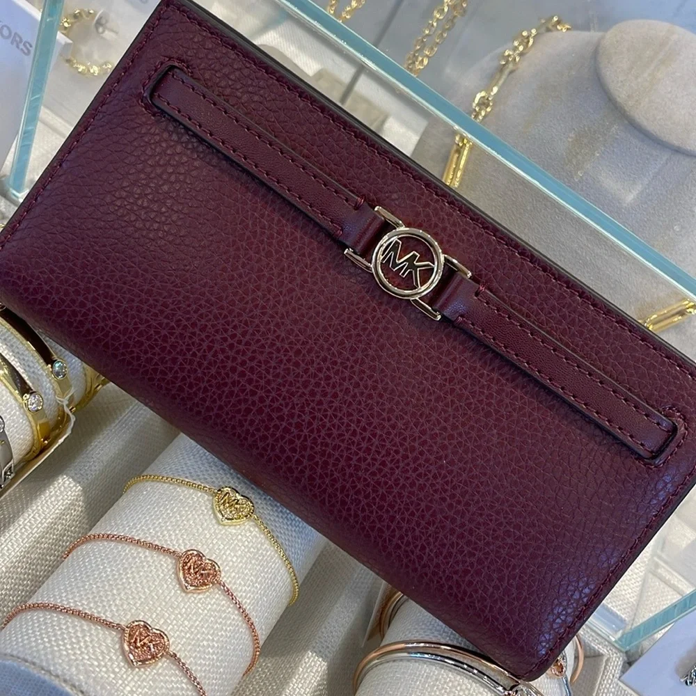 Michael Kors Reed Large Bifold Pebbled Leather Snap Wallet Card Case Oxblood