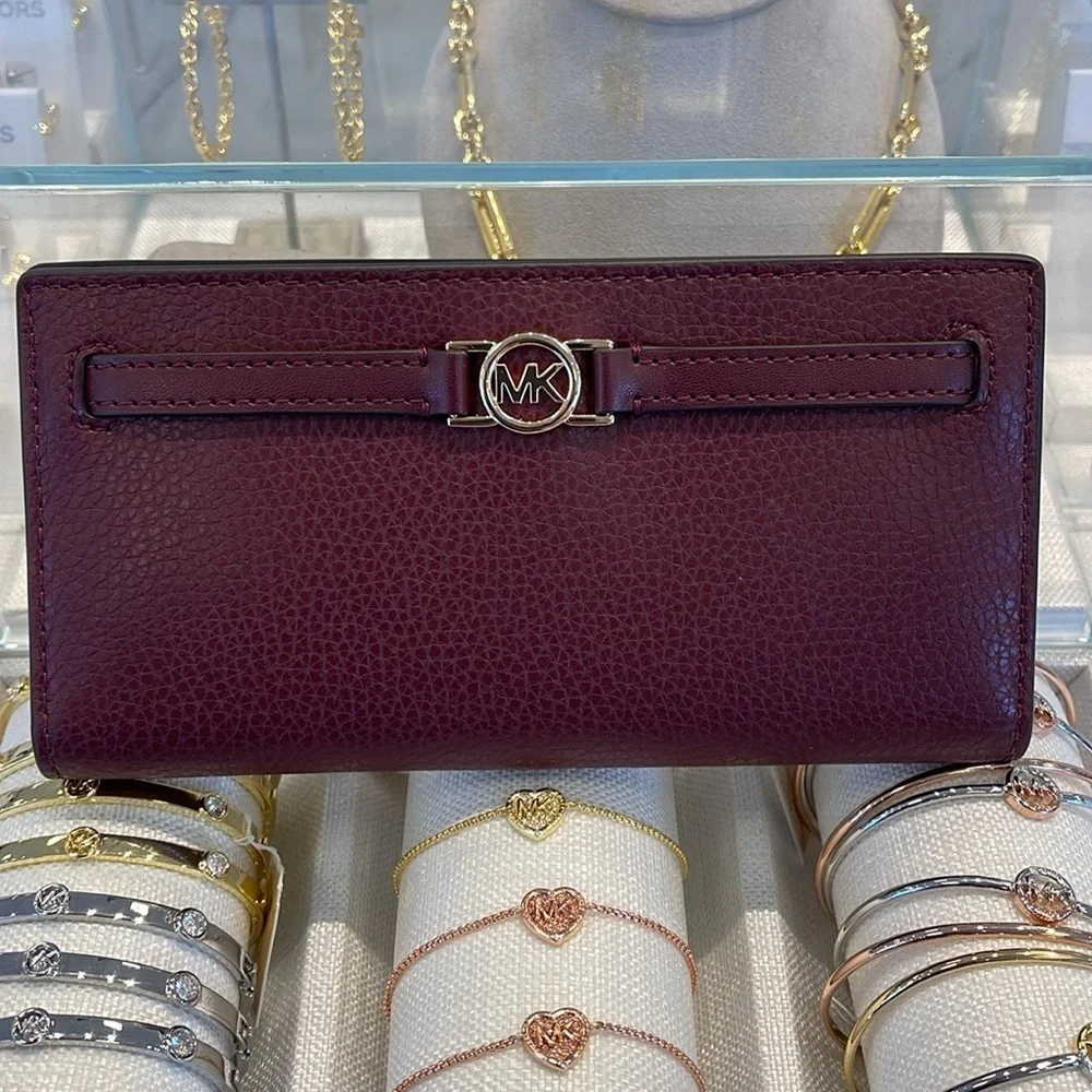 Michael Kors Reed Large Bifold Pebbled Leather Snap Wallet Card Case Oxblood