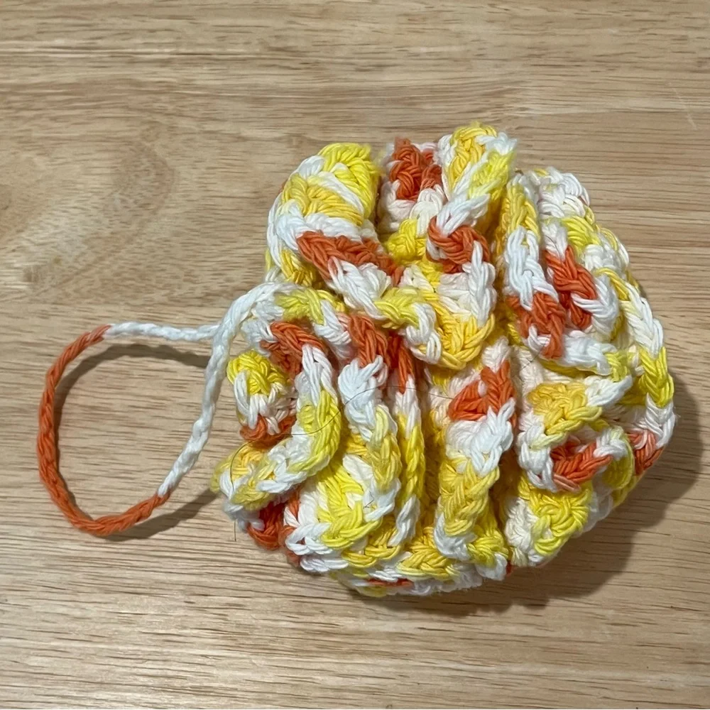 Hand Crafted bath mesh free