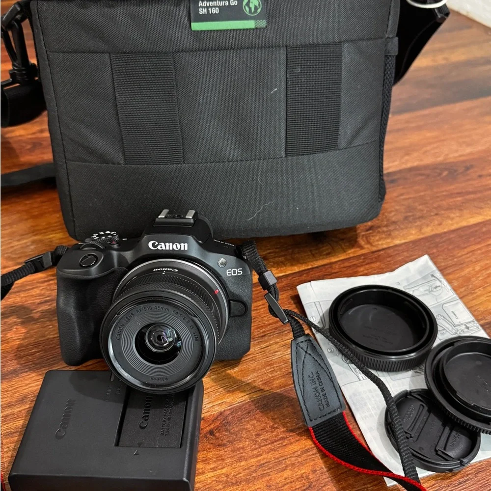 Canon eos r100