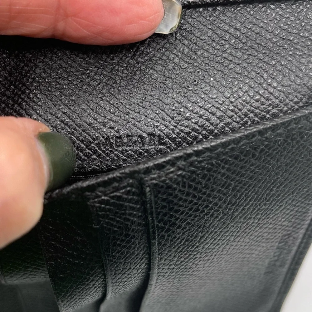 Bvlgari - authentic - black leather Men’s / unisex bi-fold wallet - GUC