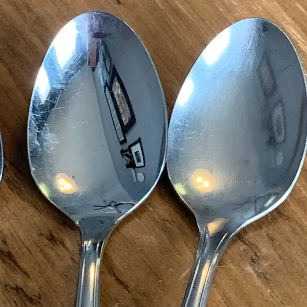 Oneida Kenwood FOREVER ROSE Stainless USA 7 Place/Oval Soup Spoon Flatware Vtg