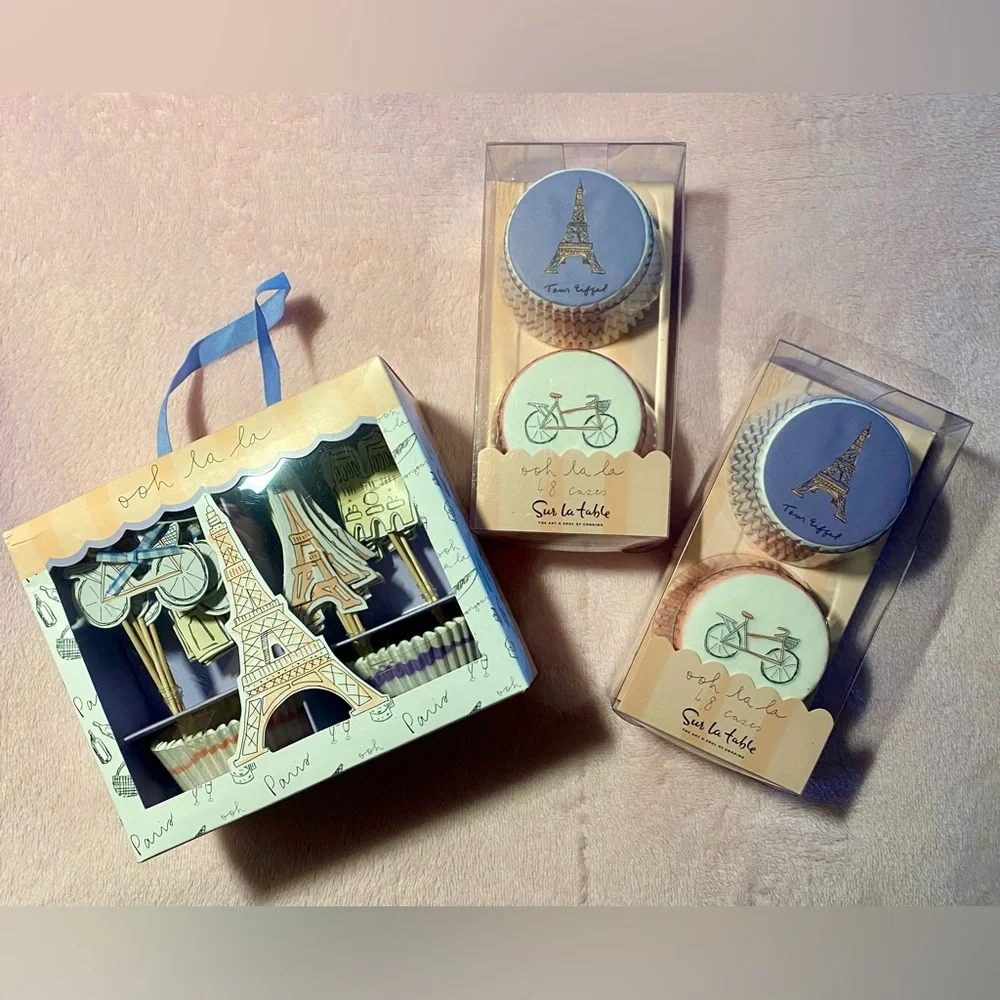 Sur La Table Paris Cupcake liners and toppers NIP