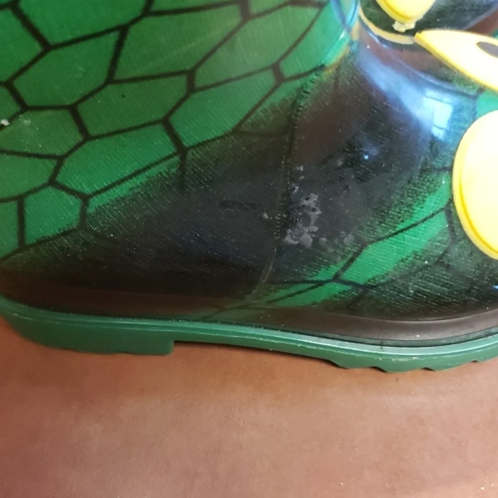 Sketchers light up rain boots