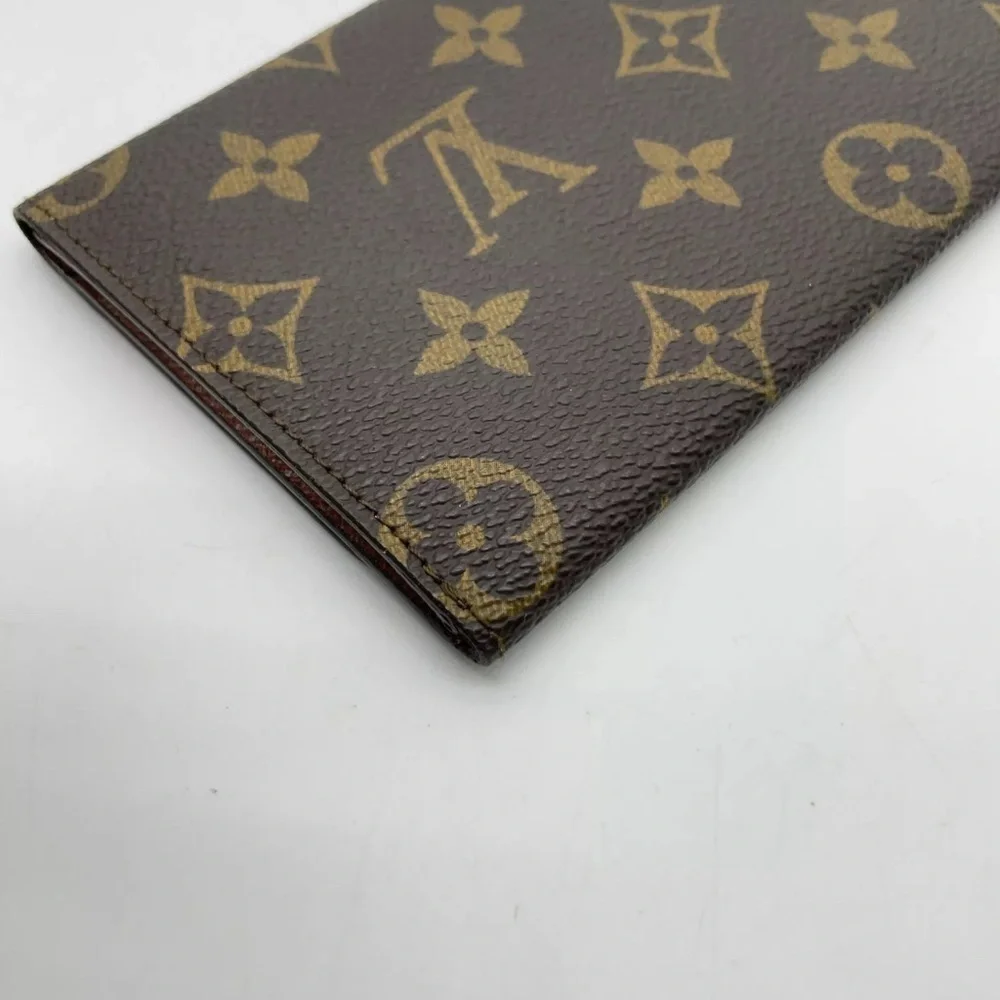 Louis Vuitton authentic perfect