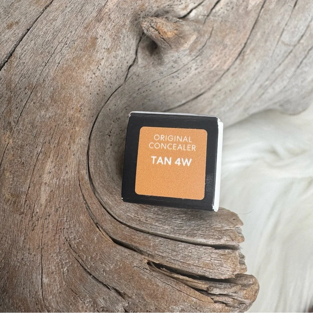 bareMinerals light medium