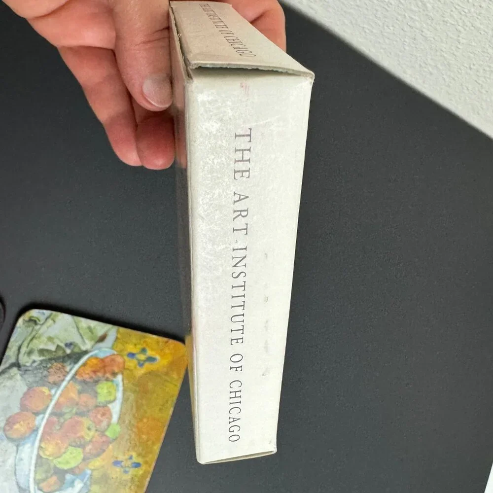 Art Institute of Chicago box depicts 10