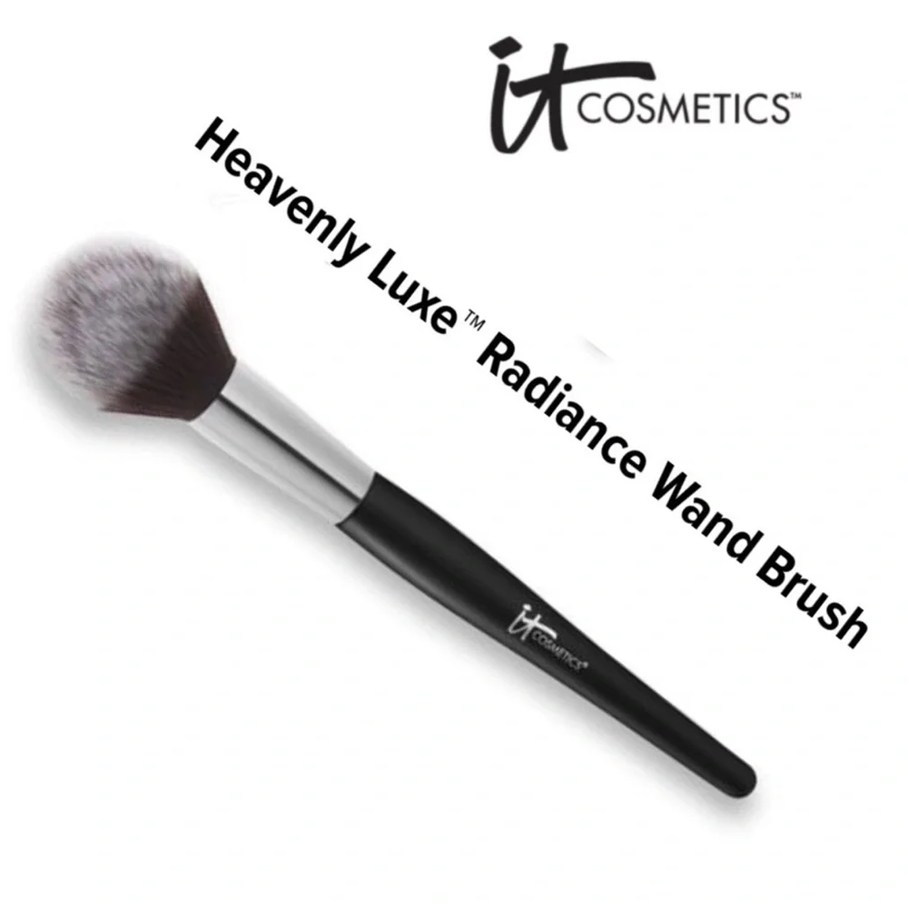 New IT Cosmetics Heavenly Luxe Radiance   Brush #14