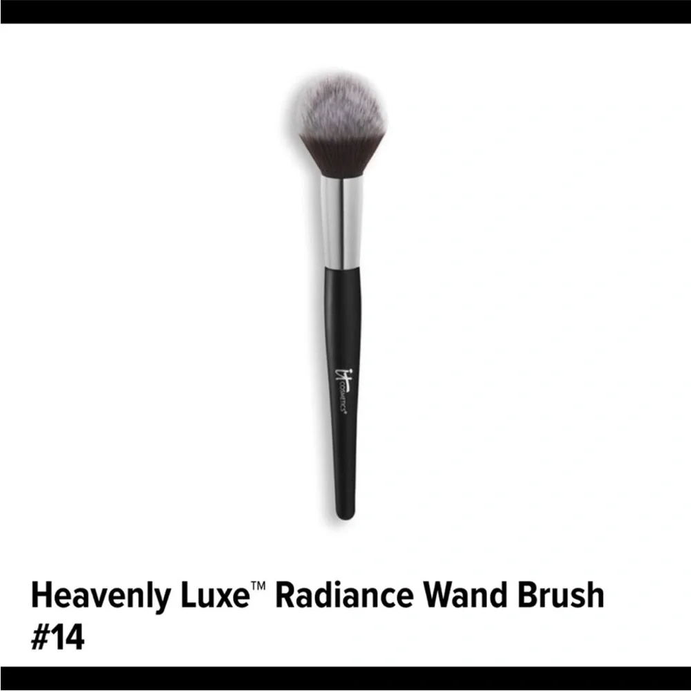 New IT Cosmetics Heavenly Luxe Radiance   Brush #14