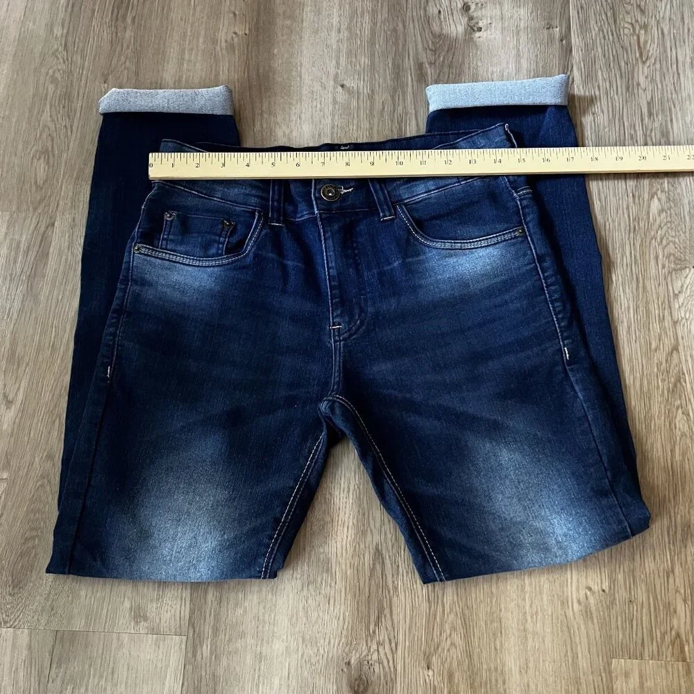 Liminar these jeans