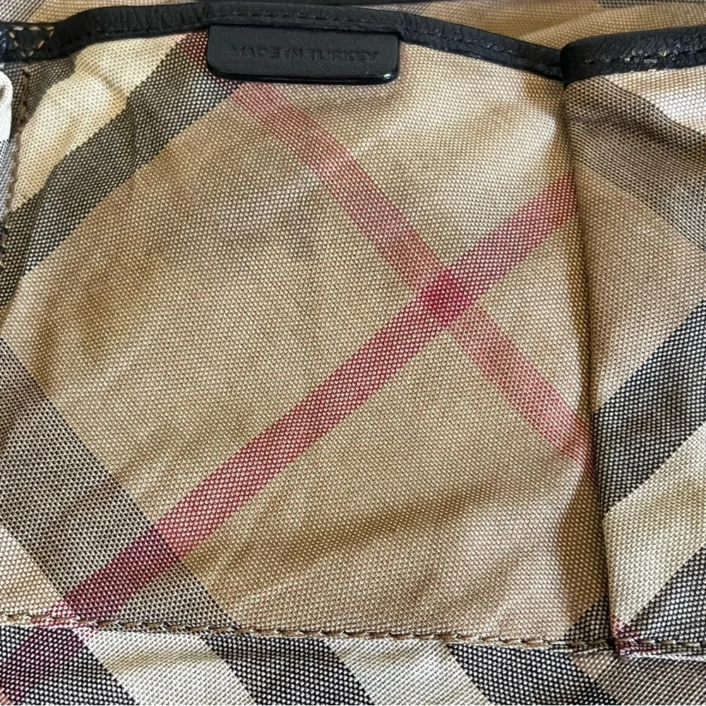 Burberry authentic maggie