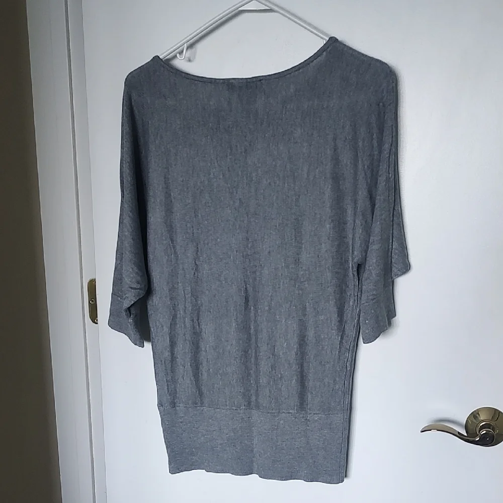 White House Black Market stylish gray