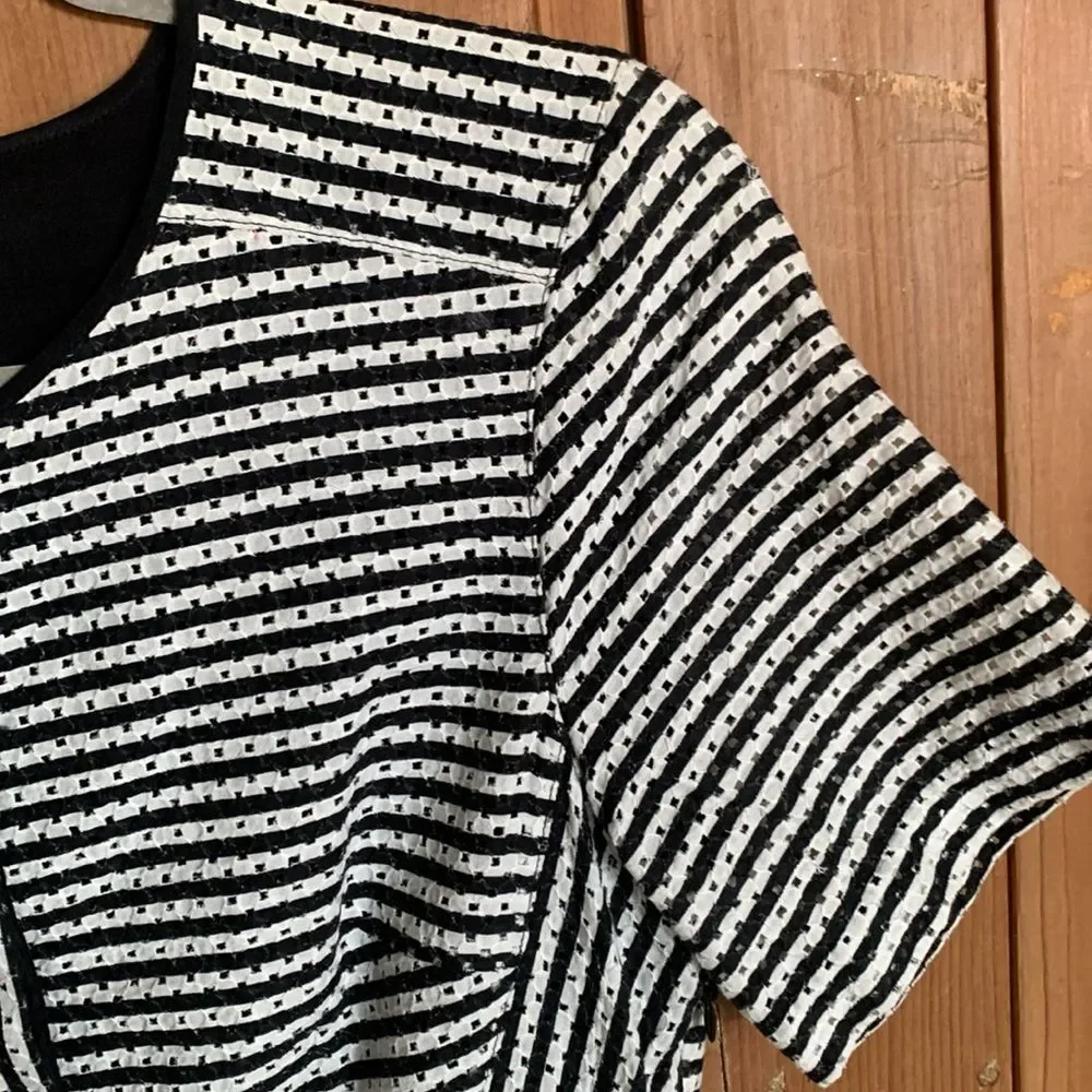Burberry textured white
