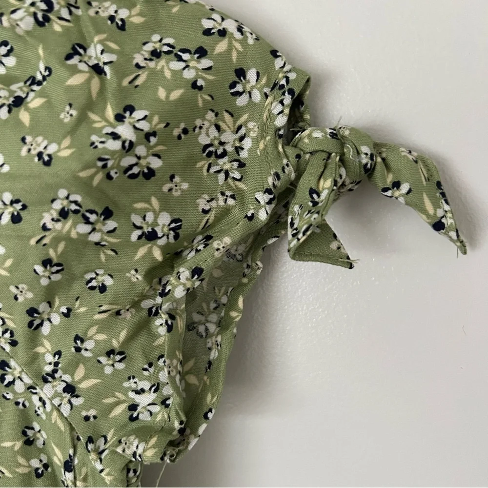 The Children’s Place girls floral smocked dress 7/8 NWT