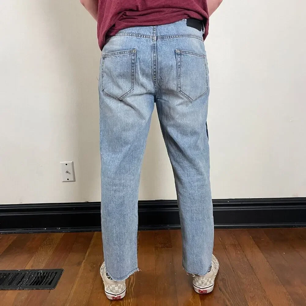 Stradivarius Ripped Regular Fit Jeans
