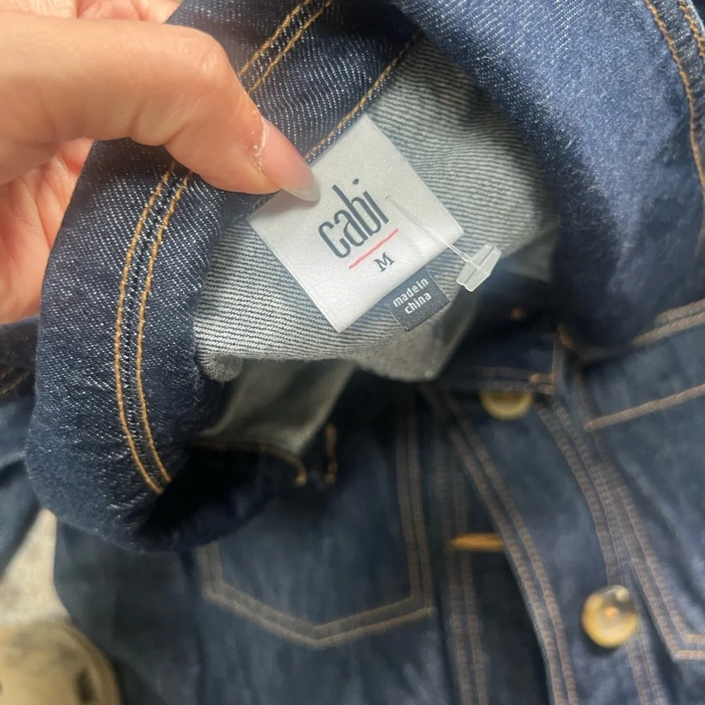 CAbi stylish dark