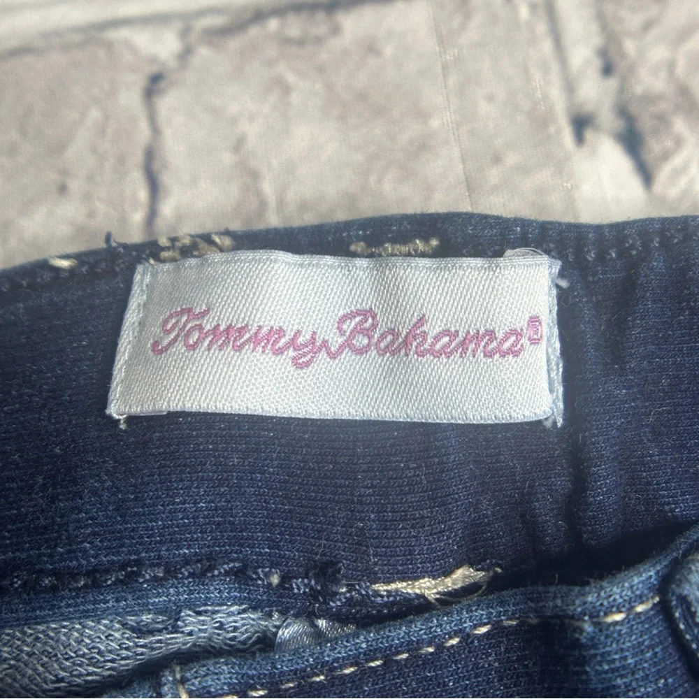Tommy Bahama stylish dark