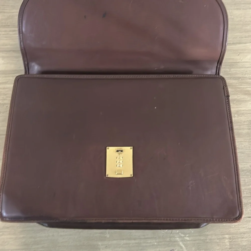 Coach elegant brown