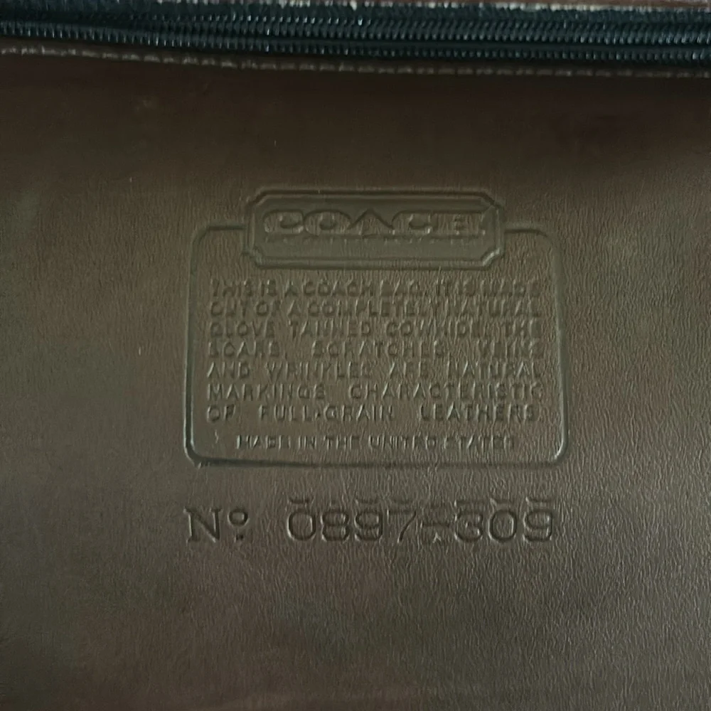 Coach elegant brown