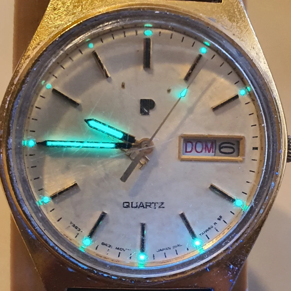 10/$20 Vtg Pulsar Quartz Goldtone Stainless Steel Men's Watch w/Day-Date