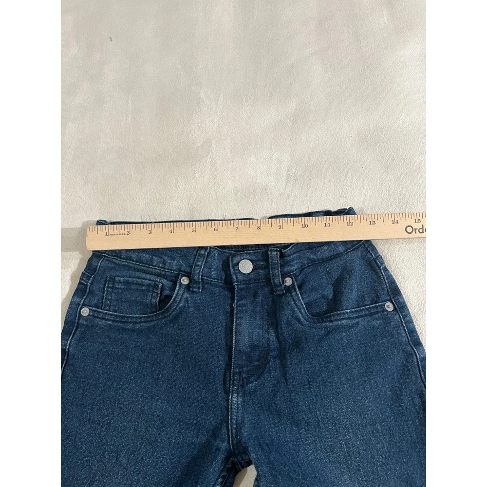 Levi's ideal activewear everyday
