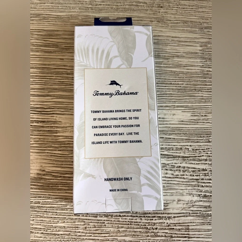 Tommy Bahama design wine