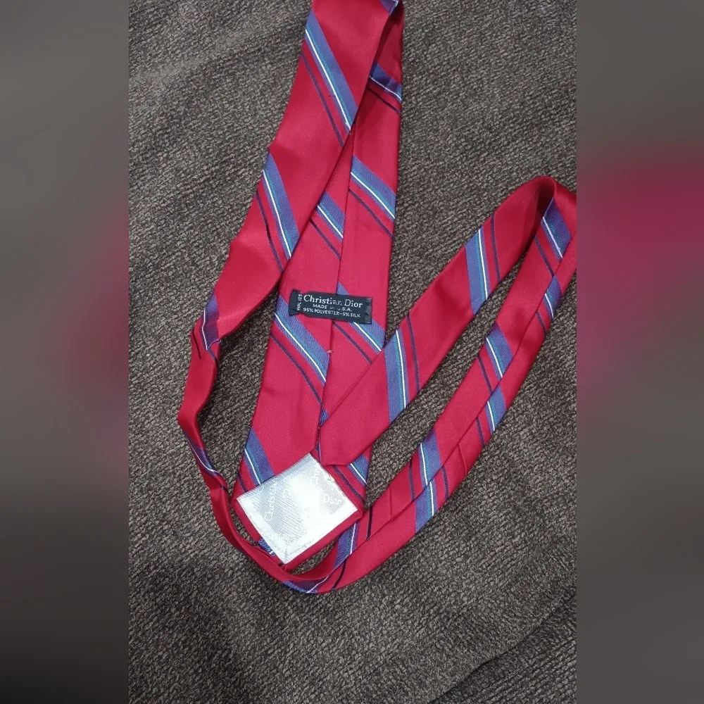 Christian Dior Men's Vintage Diagonal Stripe Silk Blend Necktie Timeless Classic