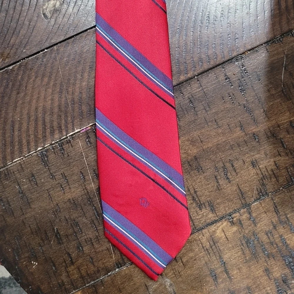 Christian Dior Men's Vintage Diagonal Stripe Silk Blend Necktie Timeless Classic