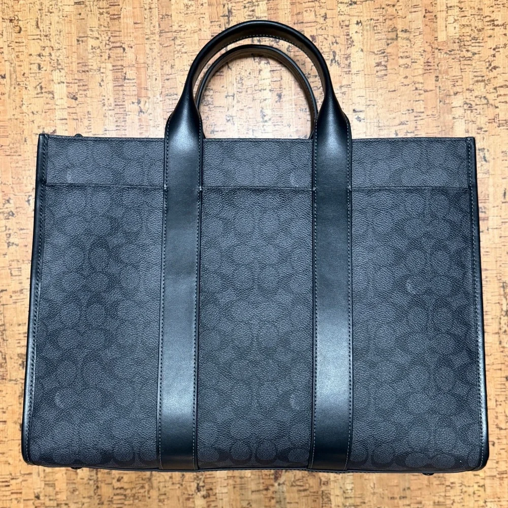 Coach or signature features