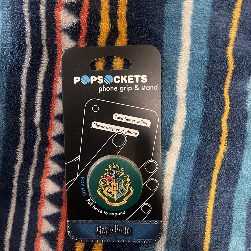 PopSocket Phone Grip & Stand - Green Crest Design