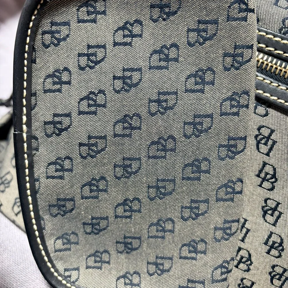 Dooney & Bourke Hobo bag