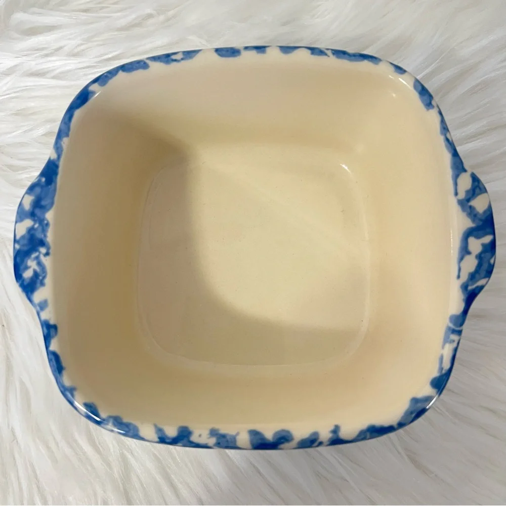 Gerald E. Henn Spongeware Small Casserole Dish Roseville Stoneware Blue Cream